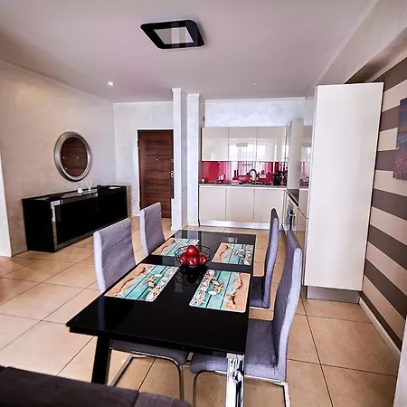 Apartmán Zenia Tudor's